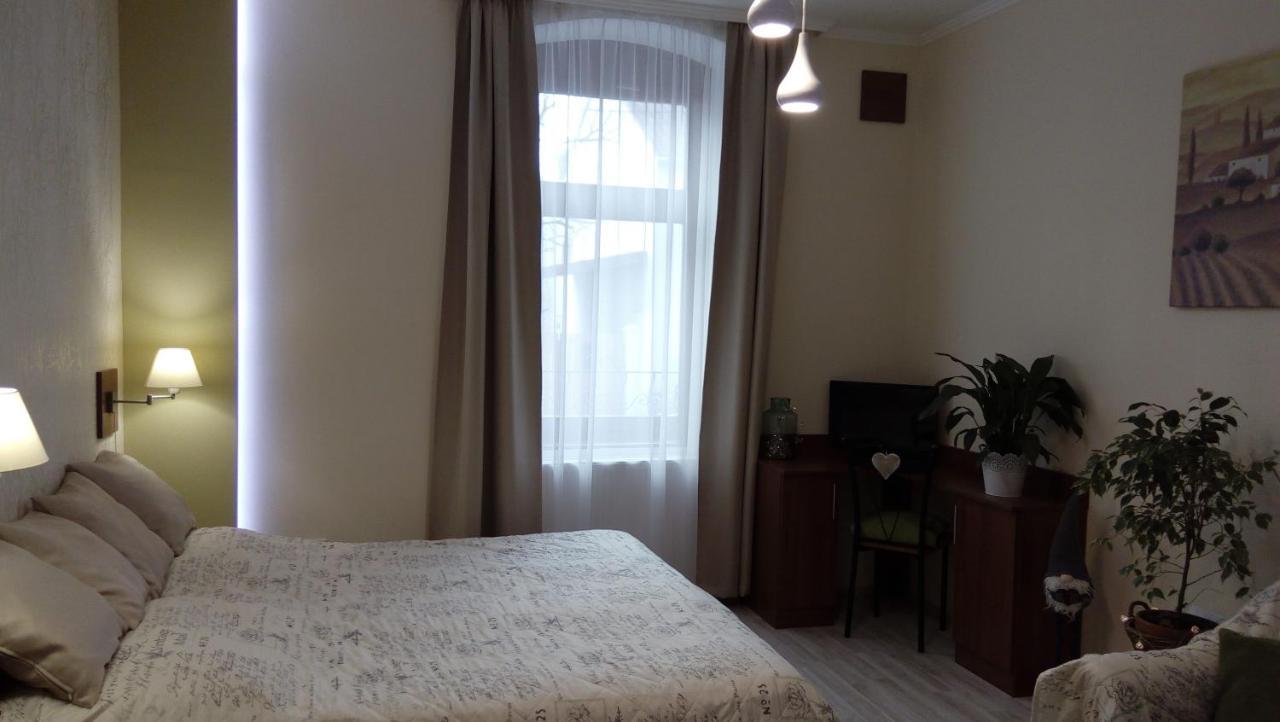 Diána Apartmanház Keszthely Exterior foto